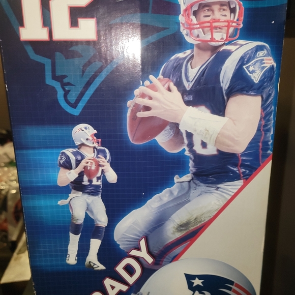 Tom Brady 12 inch new in box never taken box in good but not perfect condition - Picture 4 of 7